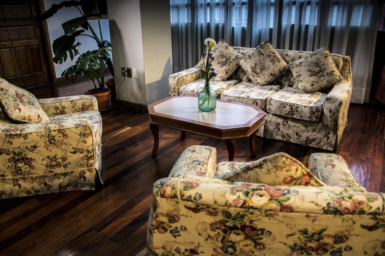 ラパス York Vintage Bed & Breakfast エクステリア 写真